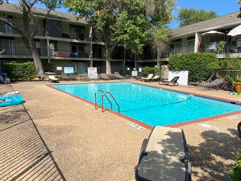 Furnished Finder property 397254_1 photo 15