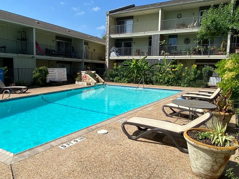 Furnished Finder property 397254_1 photo 24