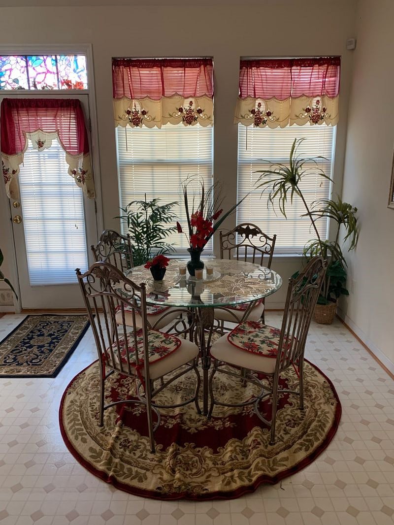 Furnished Finder property 397287_2 photo 9