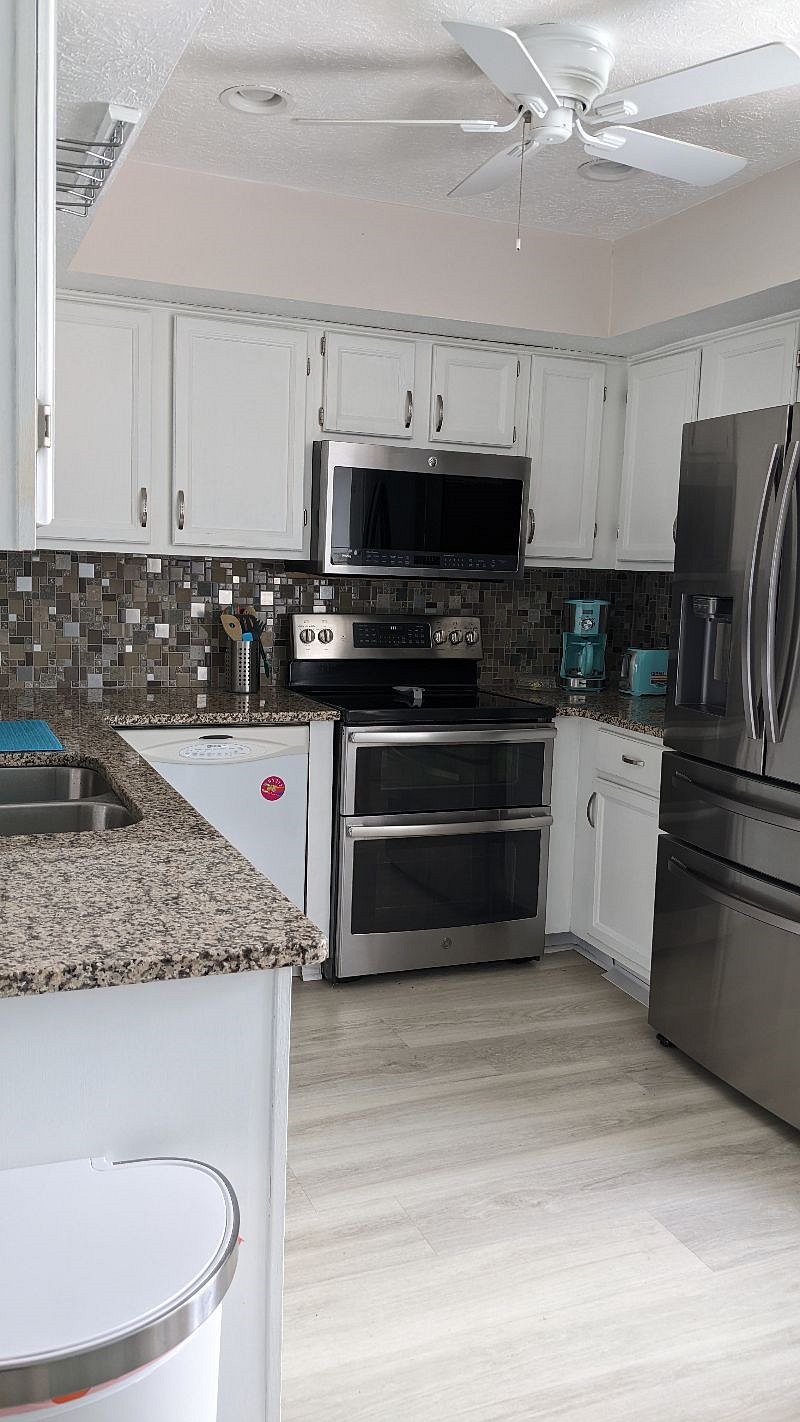 Furnished Finder property 397296_1 photo 16