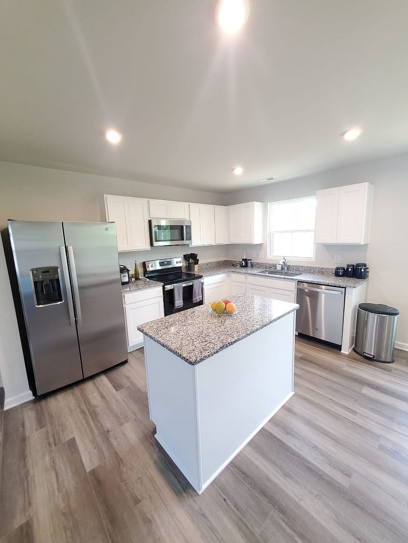 Furnished Finder property 397314_1 photo 16