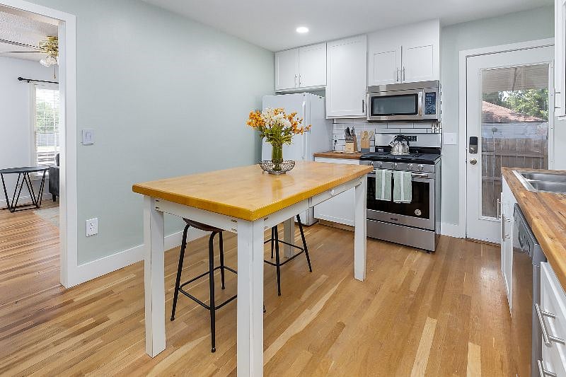 Furnished Finder property 397384_1 photo 15