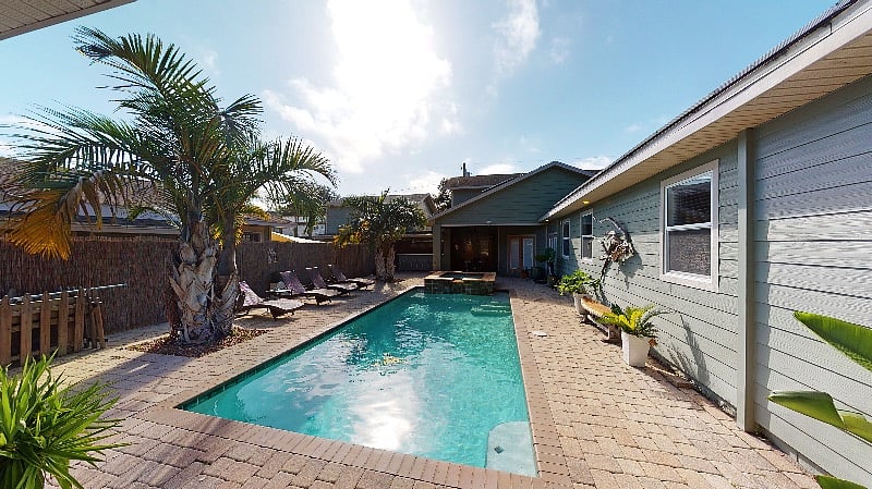 Furnished Finder property 397529_1 photo 40
