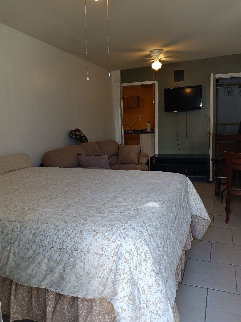 Furnished Finder property 397563_1 photo 8