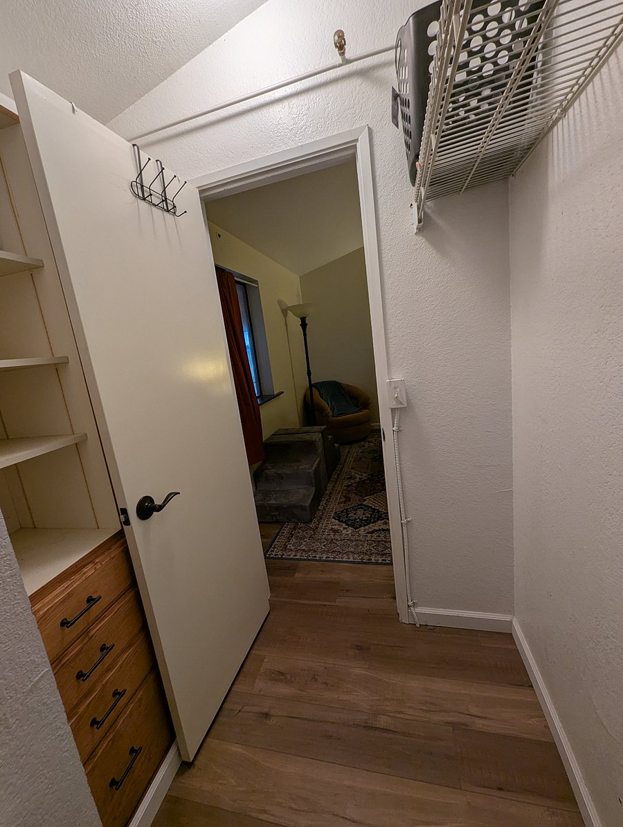 Furnished Finder property 397565_1 photo 5