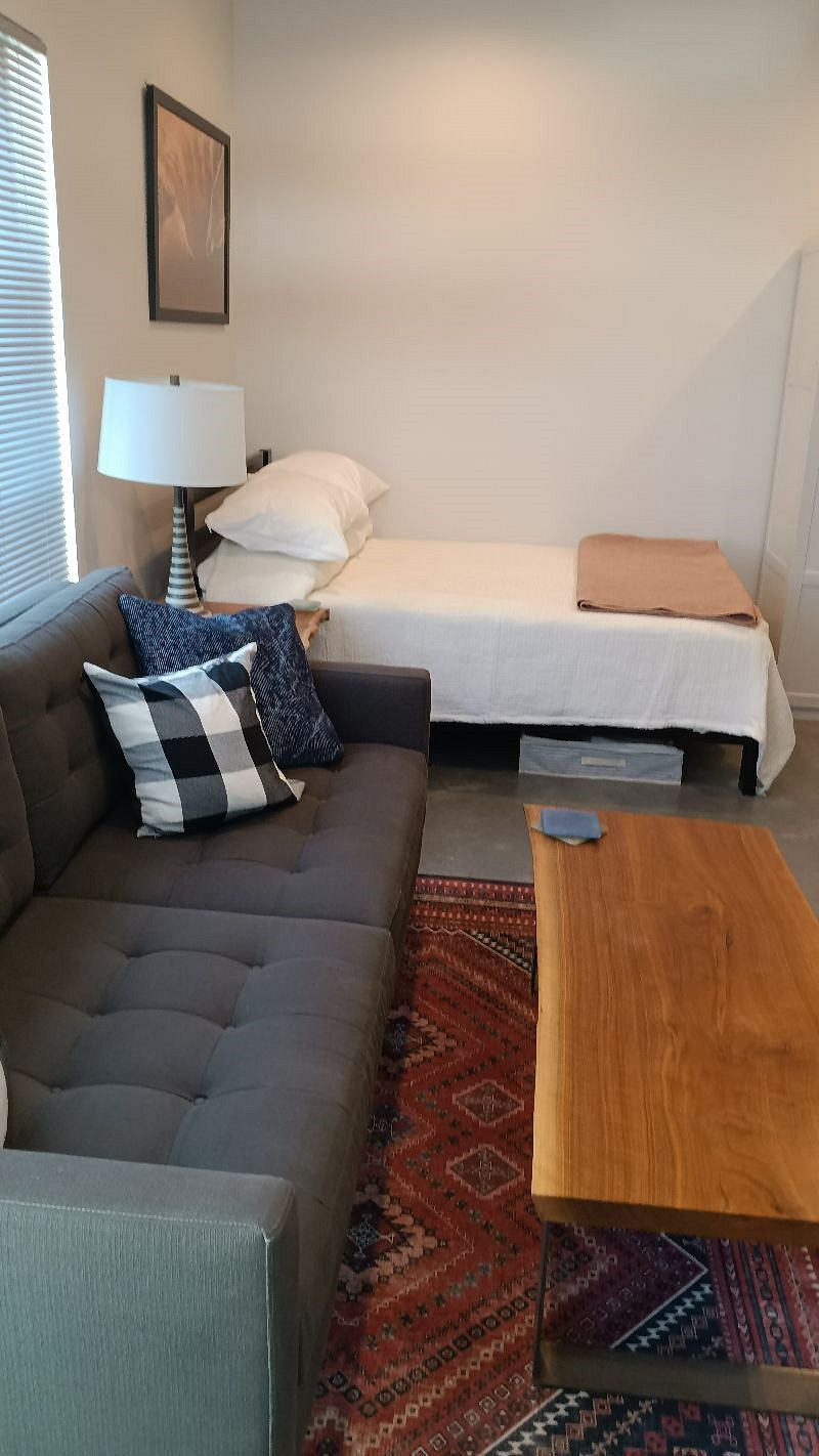 Furnished Finder property 397574_1 photo 11