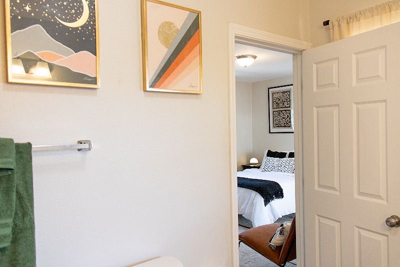 Furnished Finder property 397582_1 photo 17