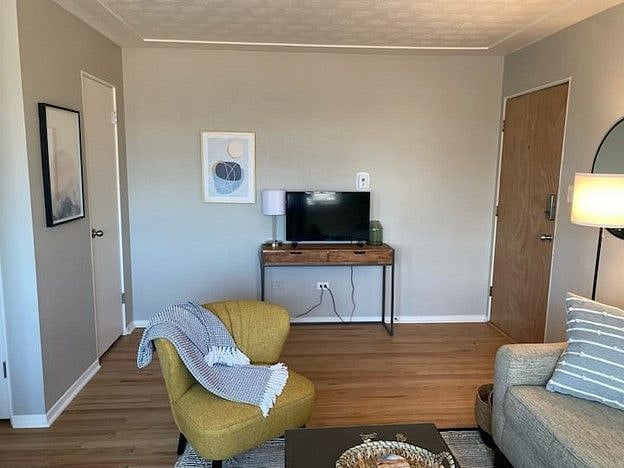 Furnished Finder property 397593_4 photo 4