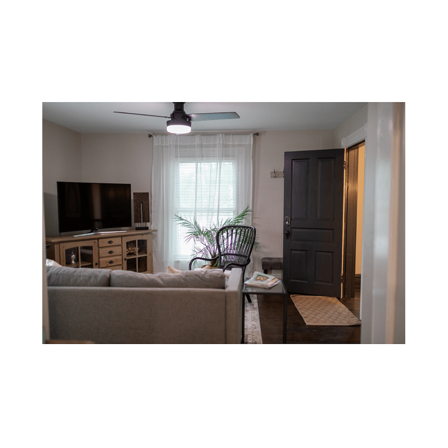 Furnished Finder property 397601_1 photo 6