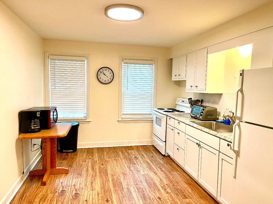 Furnished Finder property 397655_2 photo 4