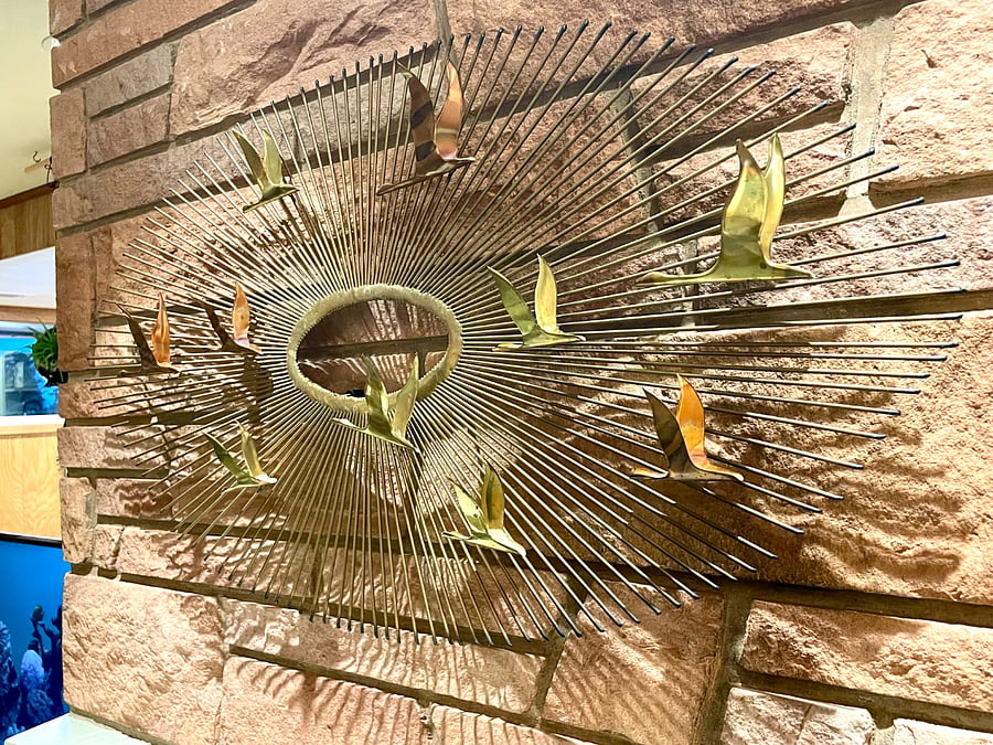 Wall sculpture triptych in brass, bronze and copper by C. Jere, 'Seagulls in Flight', ca. 1970s.