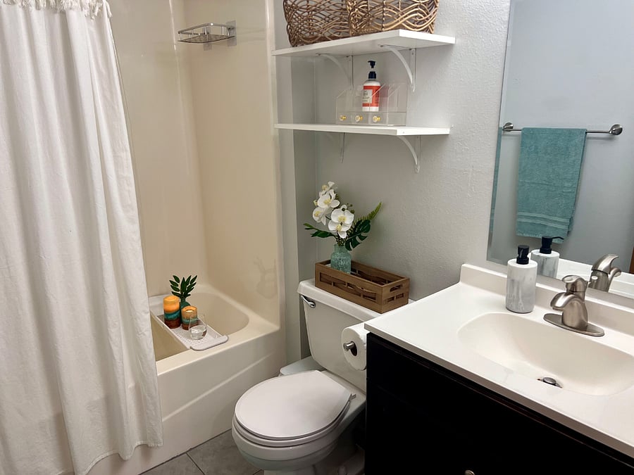 Furnished Finder property 397720_2 photo 8