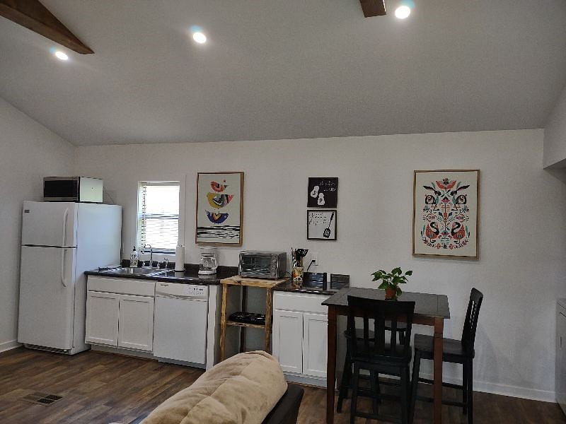 Furnished Finder property 397781_1 photo 7