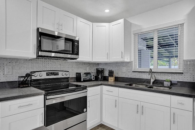 Furnished Finder property 397858_1 photo 24