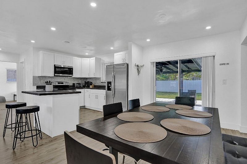 Furnished Finder property 397858_1 photo 26