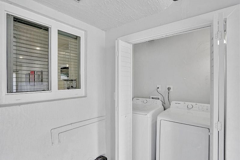 Furnished Finder property 397858_1 photo 35