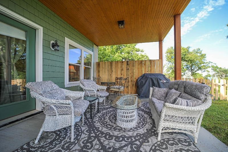 Furnished Finder property 397904_1 photo 20