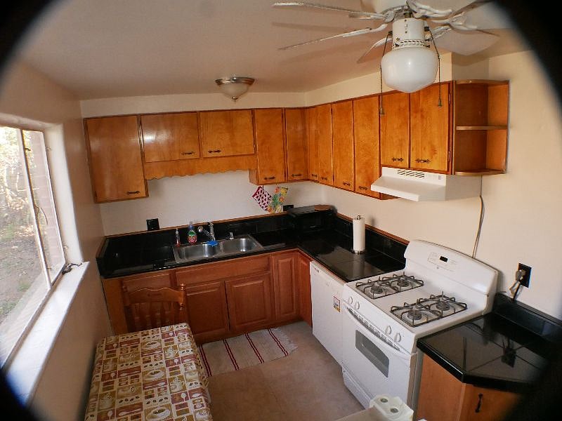 Furnished Finder property 397905_1 photo 3