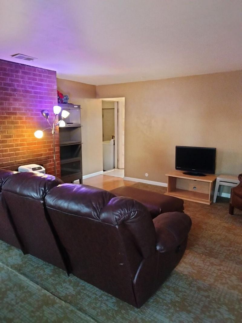 Furnished Finder property 397905_1 photo 11