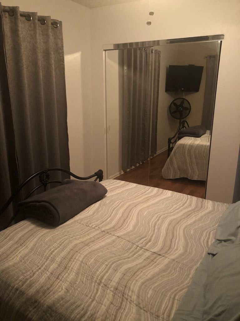Furnished Finder property 398002_1 photo 3