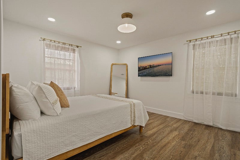 House 2- Caribbean Queen- Guest Bedroom