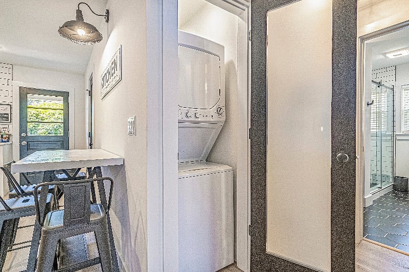 House 1- Barefoot Bungalow- Washer/Dryer