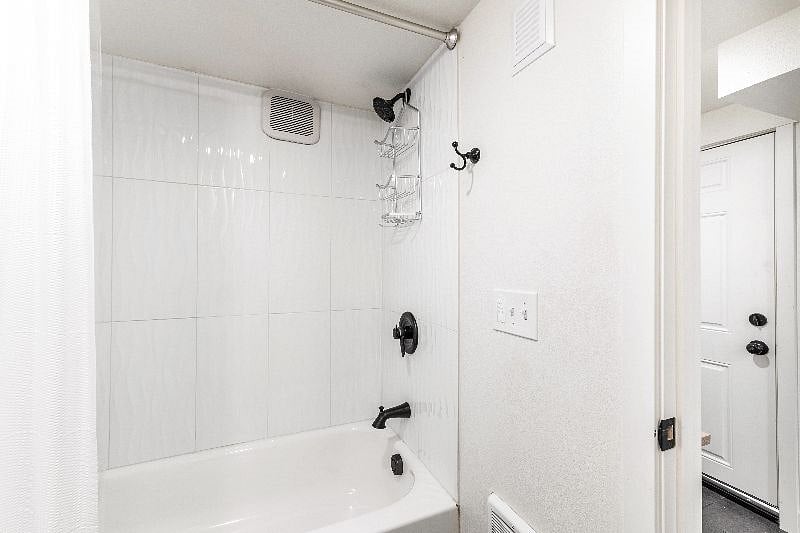Furnished Finder property 398168_1 photo 11
