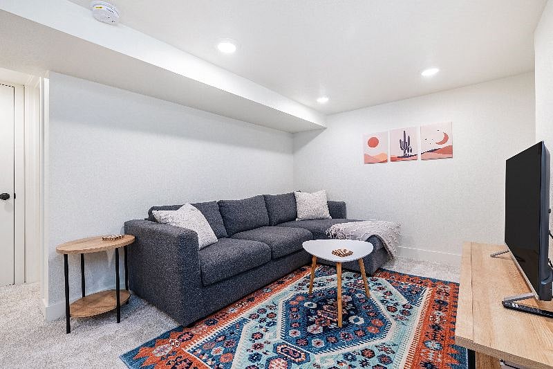 Furnished Finder property 398168_1 photo 16