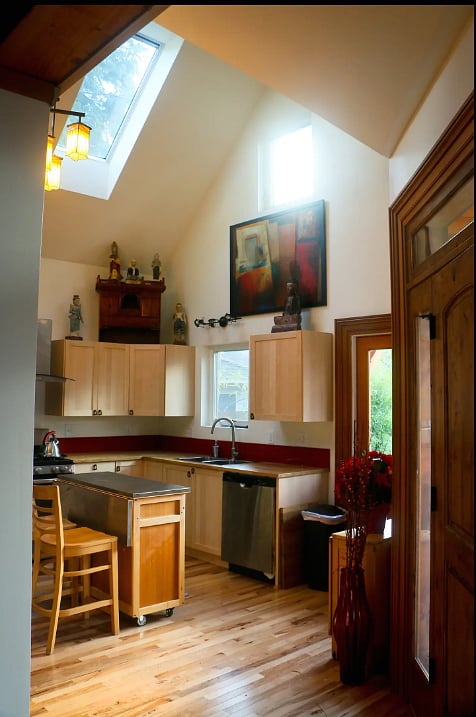Furnished Finder property 398169_1 photo 3