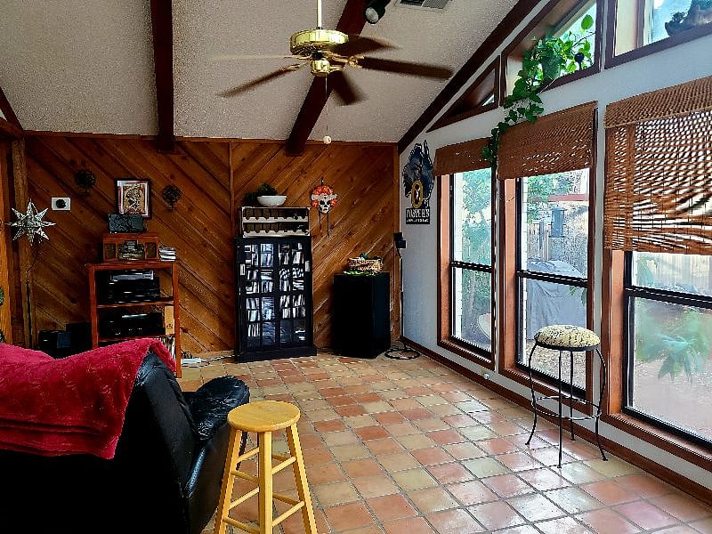 Furnished Finder property 398199_1 photo 10