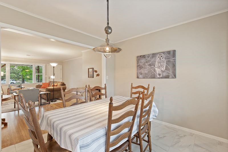 Furnished Finder property 398220_1 photo 11