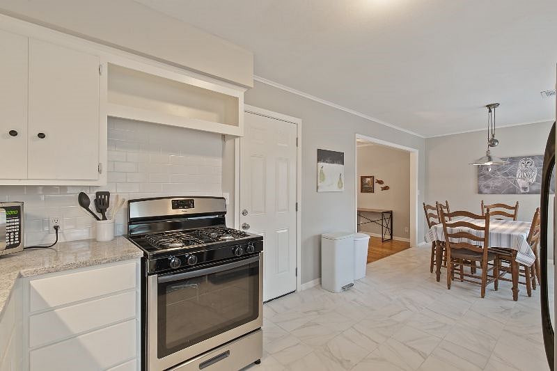 Furnished Finder property 398220_1 photo 15