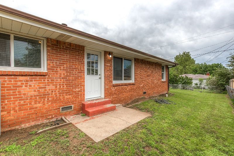 Furnished Finder property 398220_1 photo 25