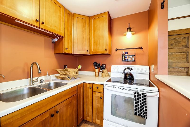 Furnished Finder property 398301_1 photo 5