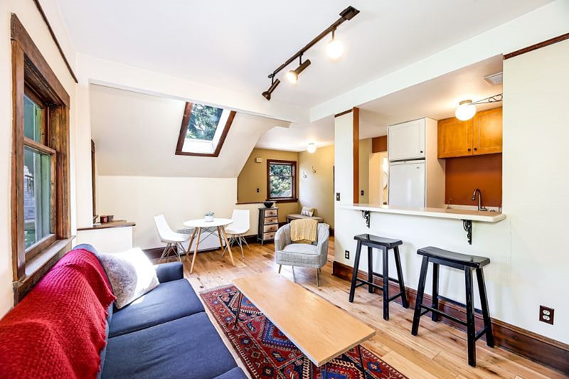 Furnished Finder property 398301_1 photo 7
