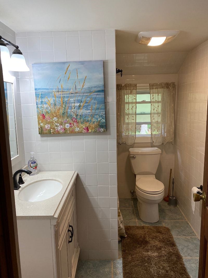 Furnished Finder property 398302_2 photo 5