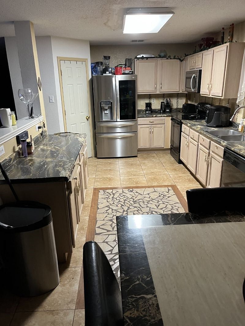 Furnished Finder property 398359_1 photo 7