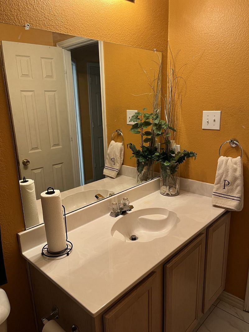Furnished Finder property 398359_1 photo 17
