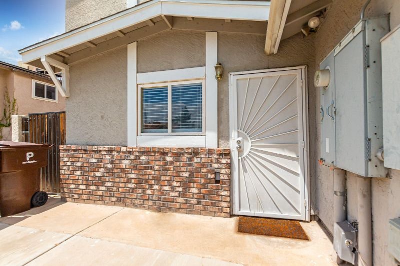 Furnished Finder property 398396_1 photo 17