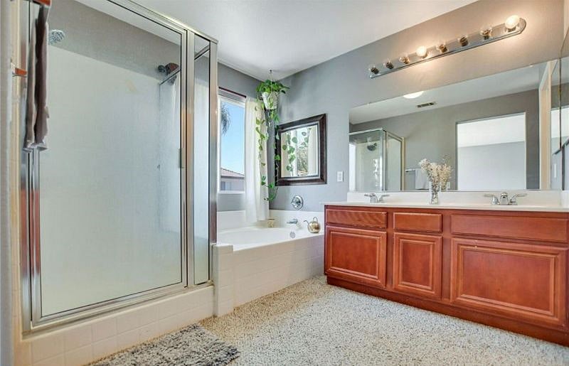 Furnished Finder property 398411_1 photo 16