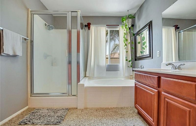 Furnished Finder property 398411_1 photo 17