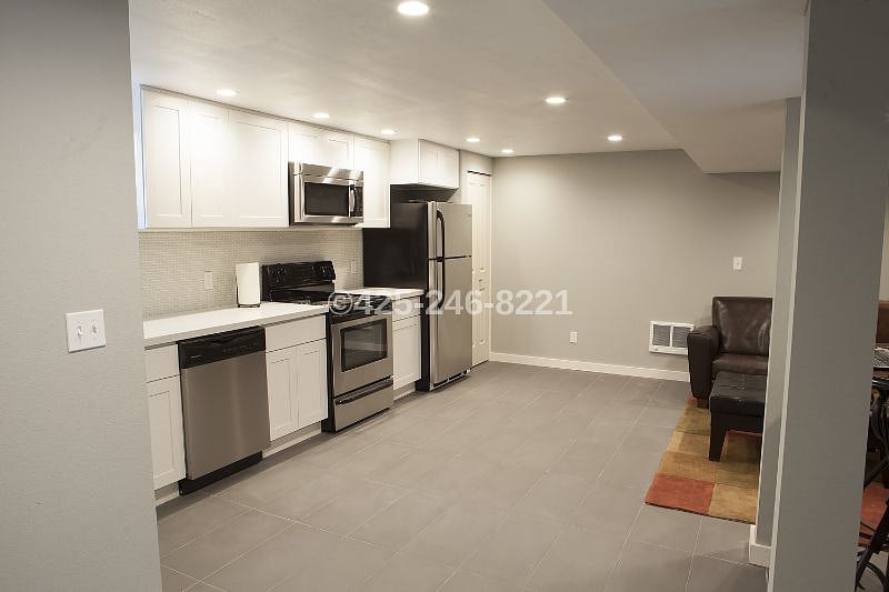 Furnished Finder property 398474_1 photo 5