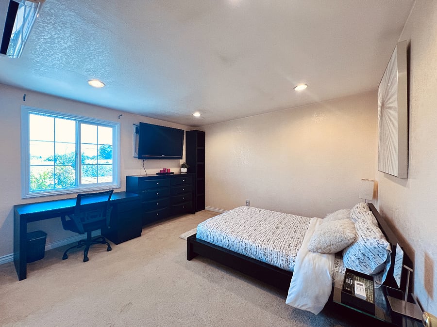 Furnished Finder property 398508_1 photo 4