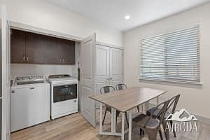 Furnished Finder property 398514_1 photo 8