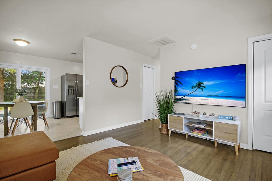 Furnished Finder property 398560_1 photo 4