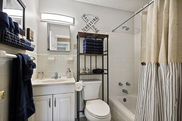 Furnished Finder property 398596_1 photo 12