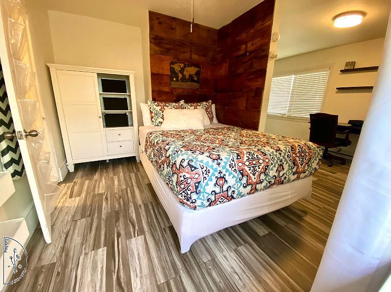 Furnished Finder property 398604_1 photo 13