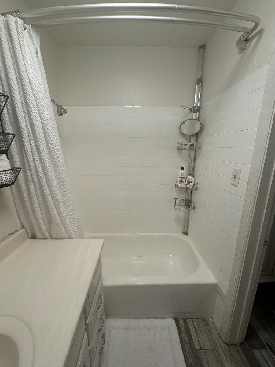 Furnished Finder property 398604_1 photo 24