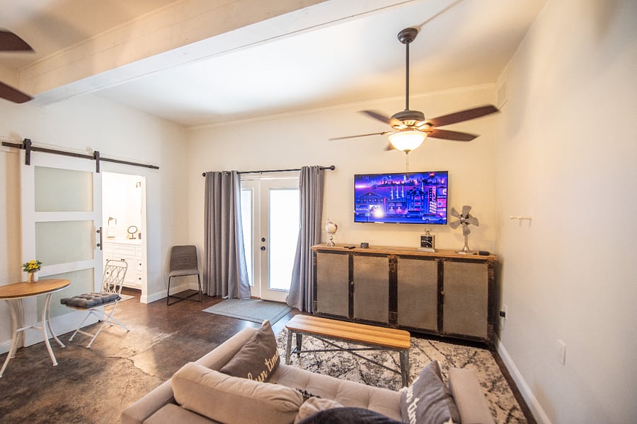 Furnished Finder property 398640_1 photo 3