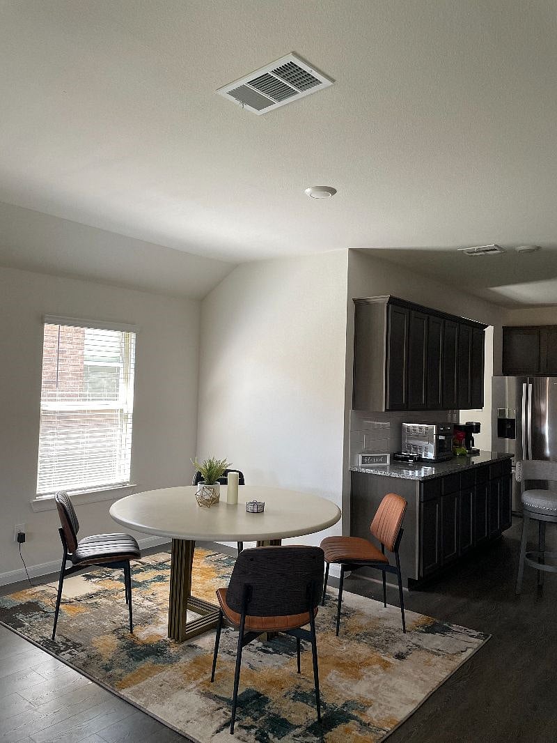 Furnished Finder property 398671_1 photo 4